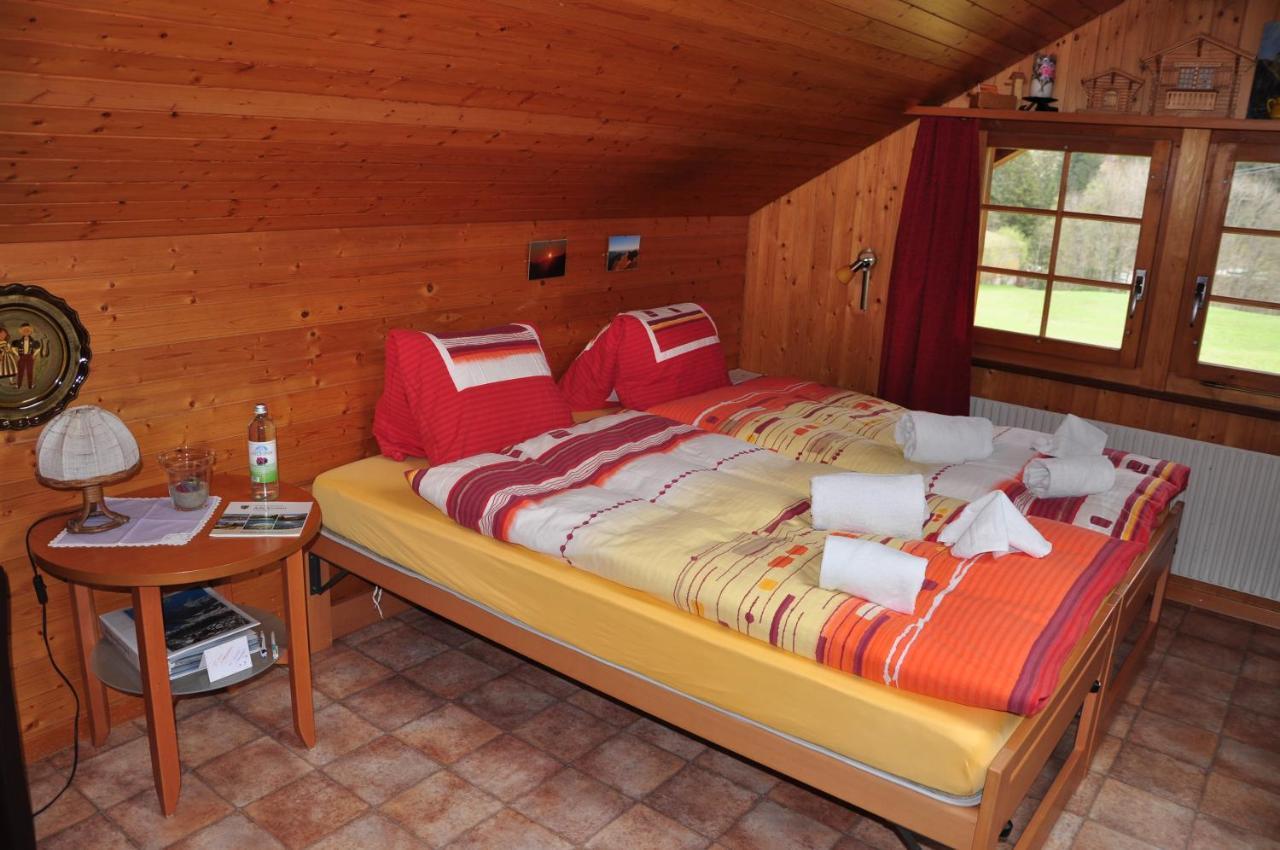 Chalet Allmegrat อาเดลโบเดิน ภายนอก รูปภาพ